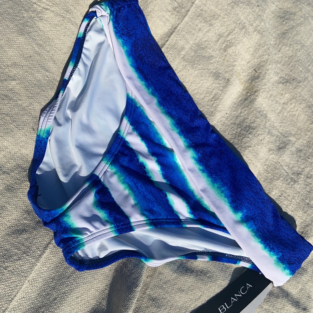 NWT- La Blanca- tie dye Hipster bottoms- Size 10
